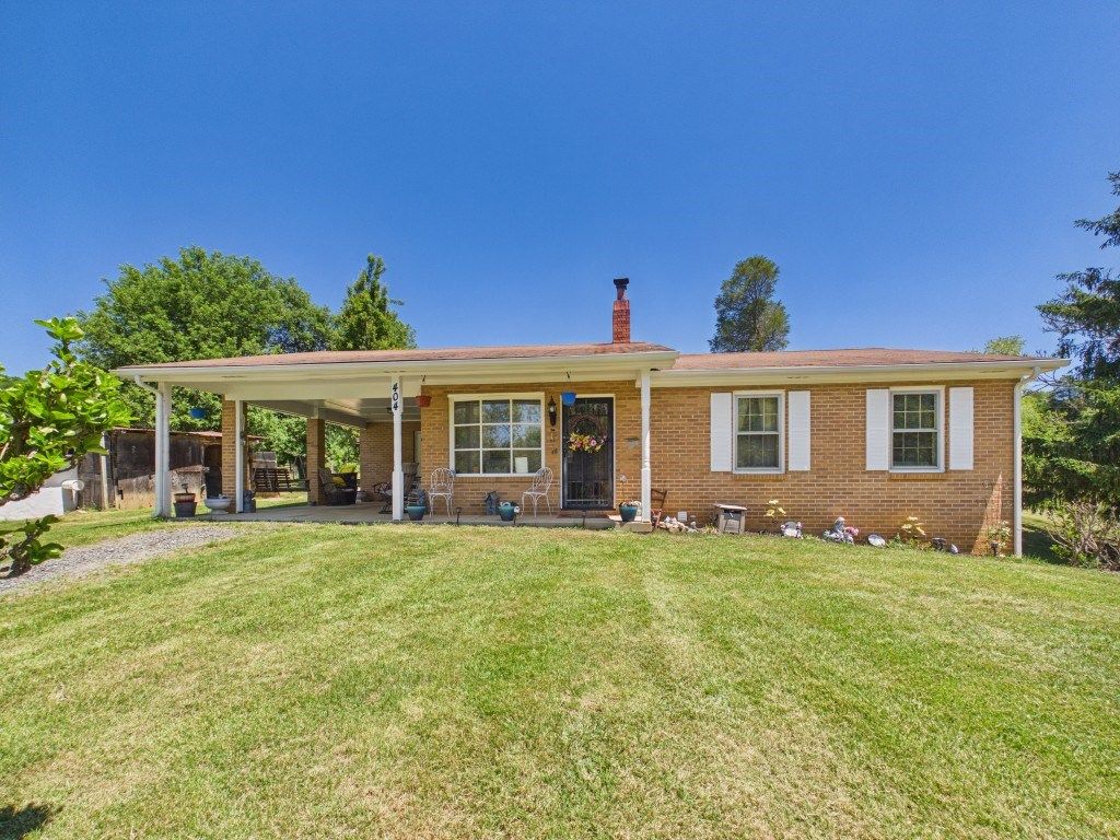 Photo of 404 Baker Island Road, Max Meadows, VA 24360 (MLS # 110086)