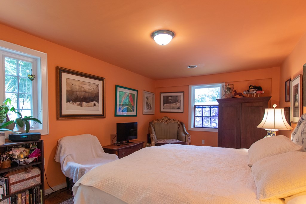 Abingdon, Virginia 24210, United States, 3 Bedrooms Bedrooms, ,2 BathroomsBathrooms,Residential,Active,185449