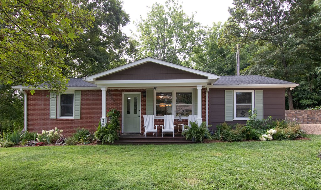 Abingdon, Virginia 24210, United States, 3 Bedrooms Bedrooms, ,2 BathroomsBathrooms,Residential,Active,185449