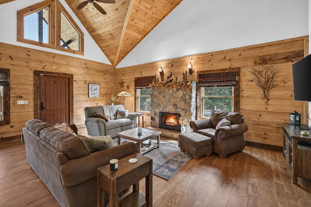 Photo of 454 Gibson Knob Rd, Laurel Fork, VA 24352 (MLS # 111735)
