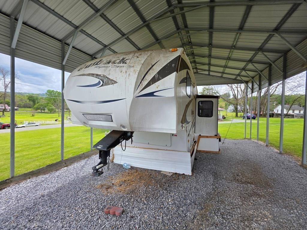 Photo of TBD Painters Hill Rd #NA, Ivanhoe, VA 24350 (MLS # 109864)
