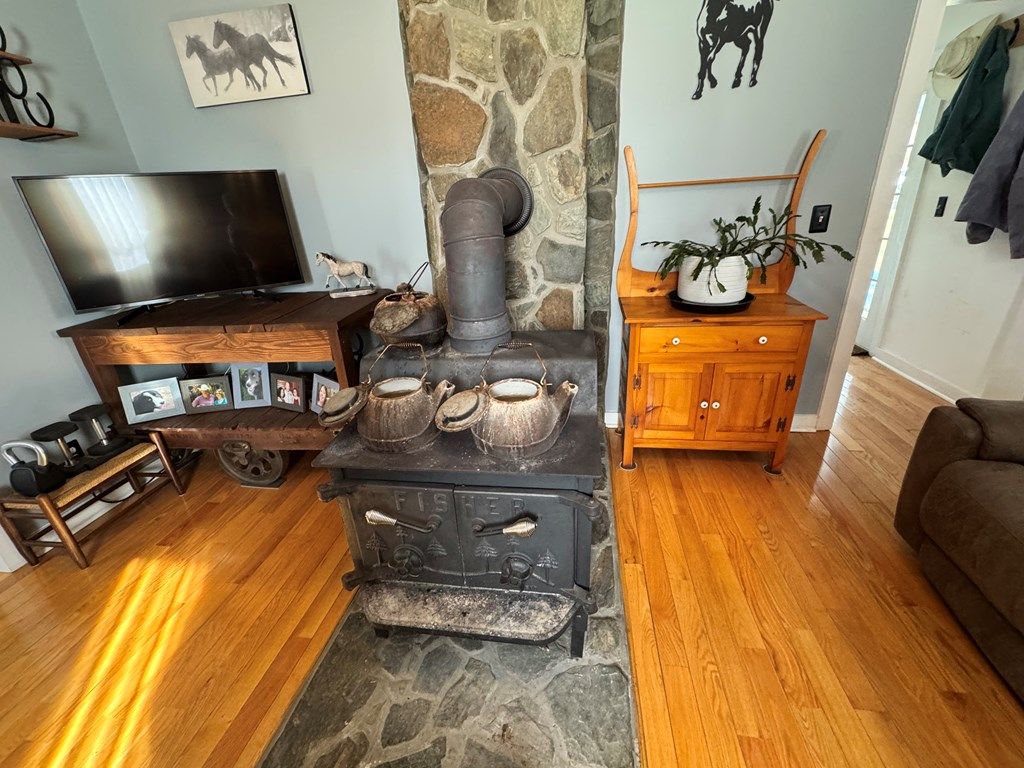 Photo of 297 Grange Hall Road, Troutdale, VA 24378 (MLS # 104254)