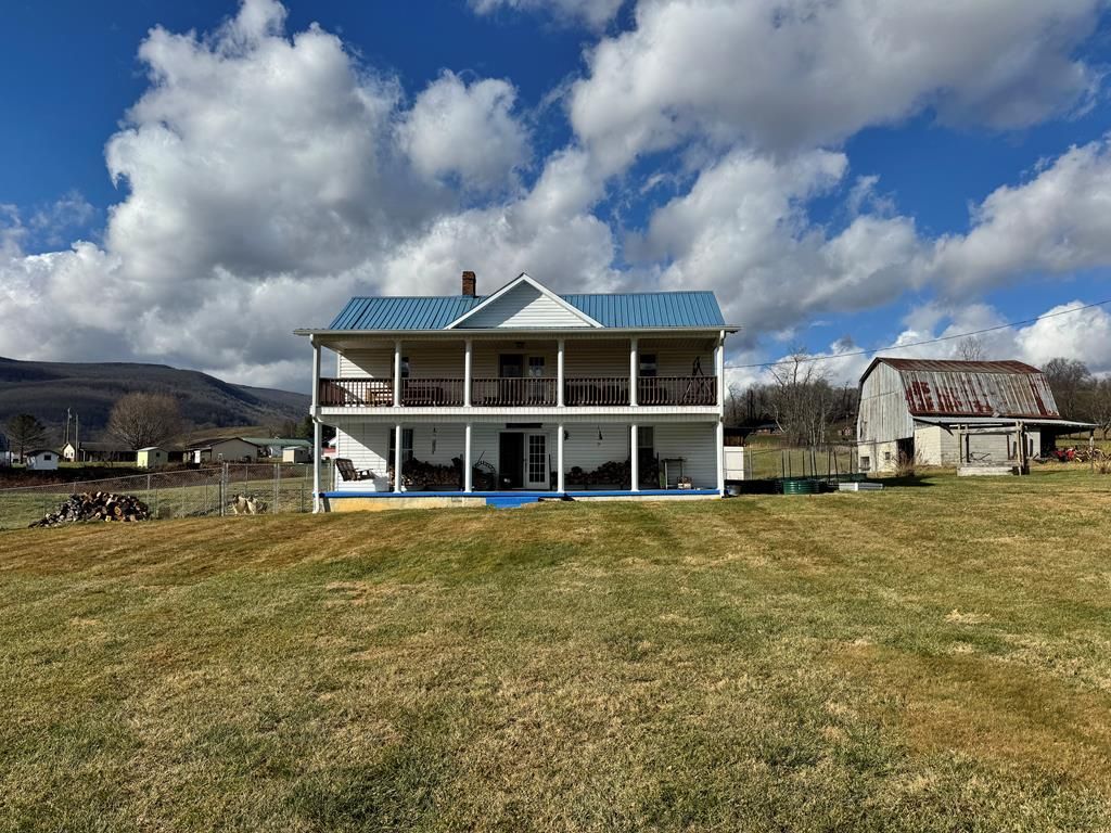 Photo of 297 Grange Hall Road, Troutdale, VA 24378 (MLS # 104254)