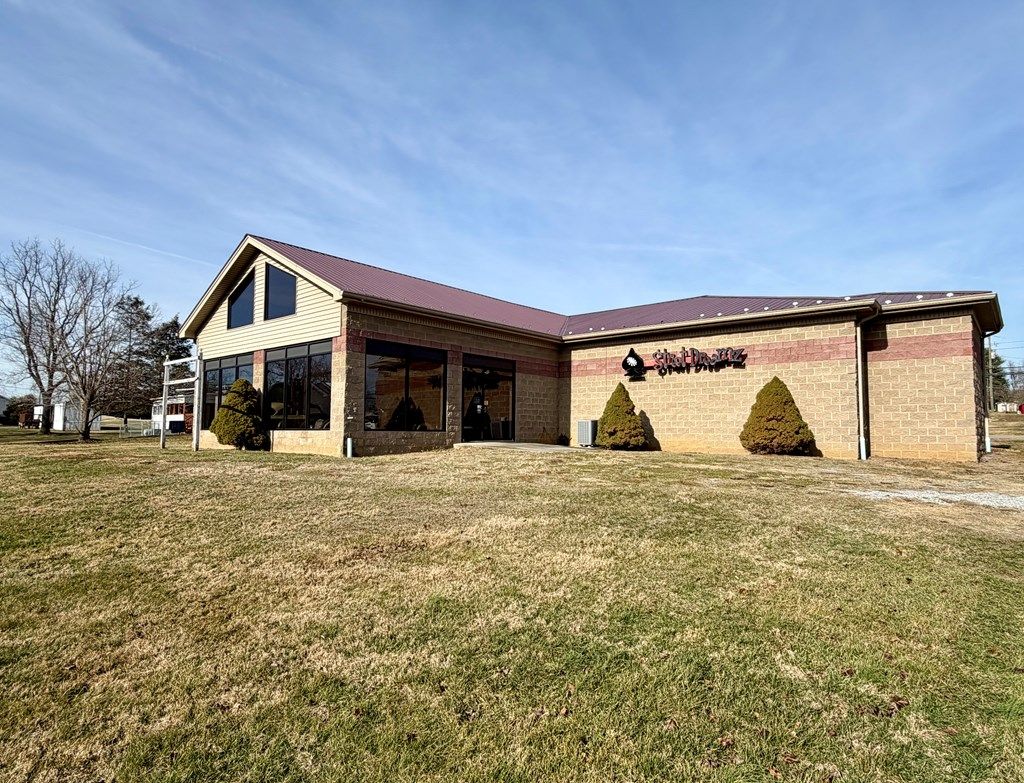 Photo of 620 Railroad Drive, Marion, VA 24354 (MLS # 104477)