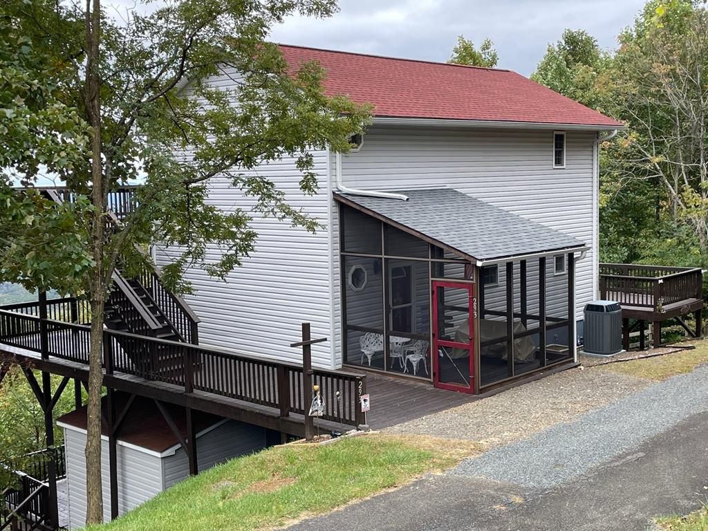 Photo of 293 Scenic Way, Fancy Gap, VA 24328 (MLS # 109360)