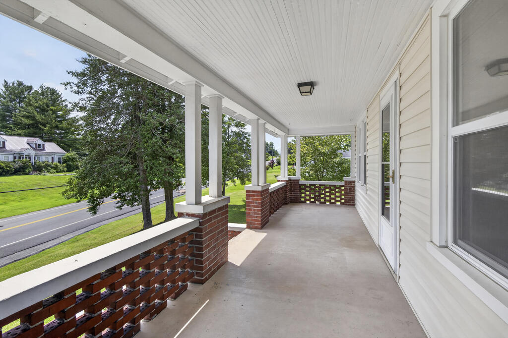 Photo of 201 Randolph St, Bristol, VA 24201 (MLS # 111377)