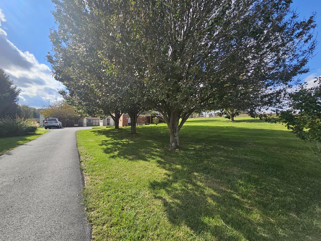 Photo of 556 Dial Rock Road, North Tazewell, VA 24630 (MLS # 112384)