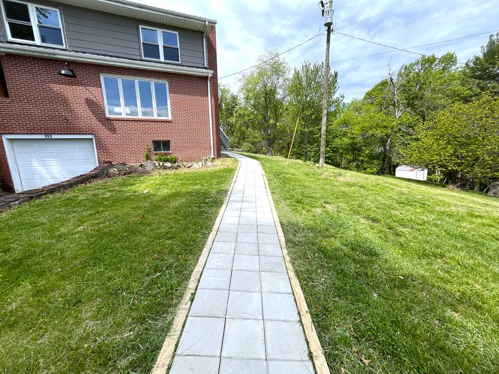 353 Greenbriar Road