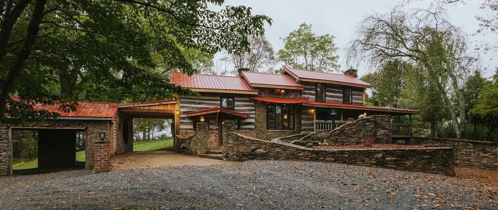 Photo of 5073 Oak Grove Rd, Woodlawn, VA 24381 (MLS # 103621)