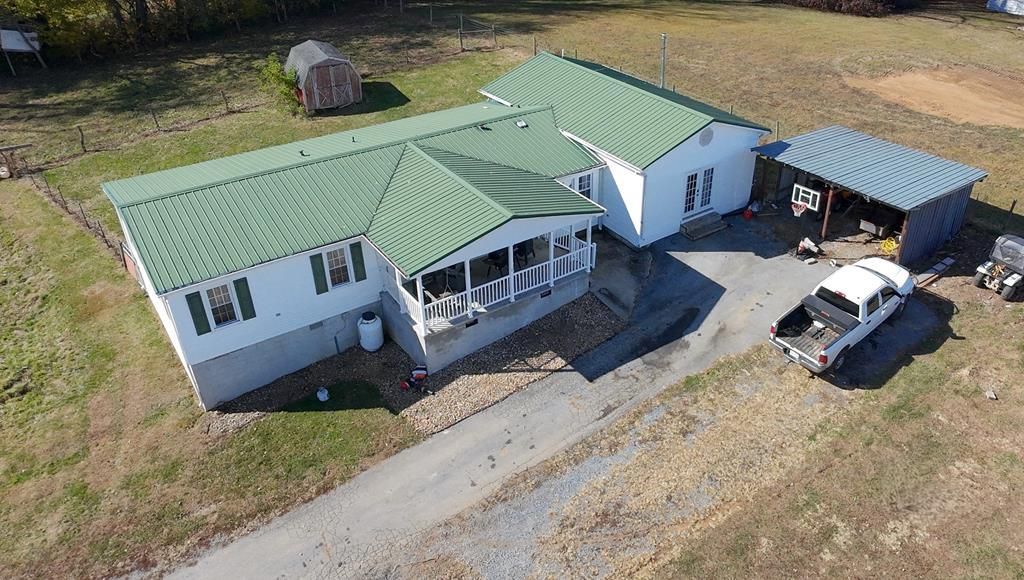 Photo of 13654 Sky Drive, Glade Spring, VA 24340 (MLS # 103933)