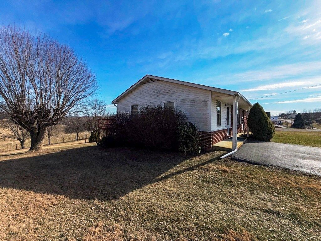 Photo of 1230 Fairview Road, Wytheville, VA 24382 (MLS # 104646)
