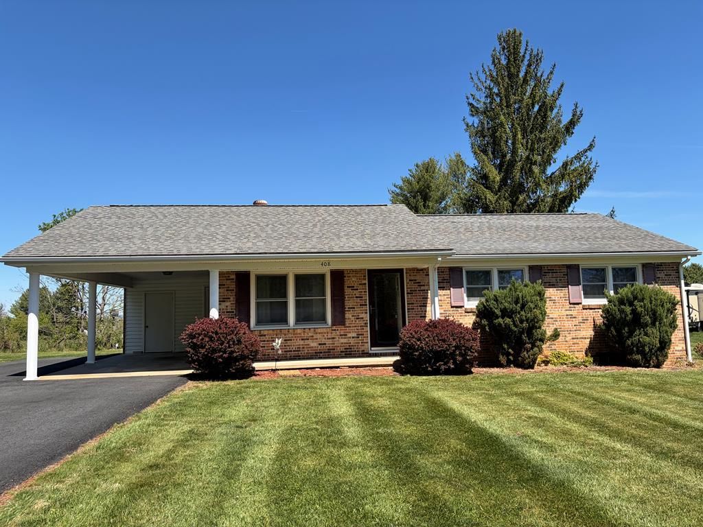 Photo of 408 Timberline Drive, Galax, VA 24333 (MLS # 109723)