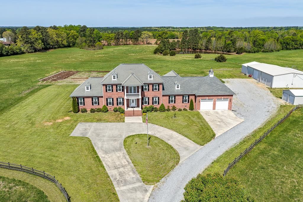 Photo of 2842 Goodes Ferry Rd, South Hill, VA 23970 (MLS # 109734)