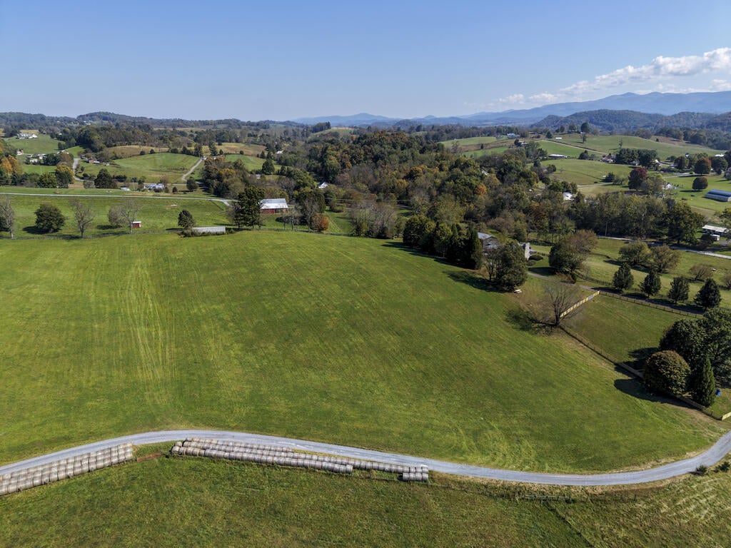 Photo of TBD Coventry Ln #15 &amp; 16, Glade Spring, VA 24340 (MLS # 112332)