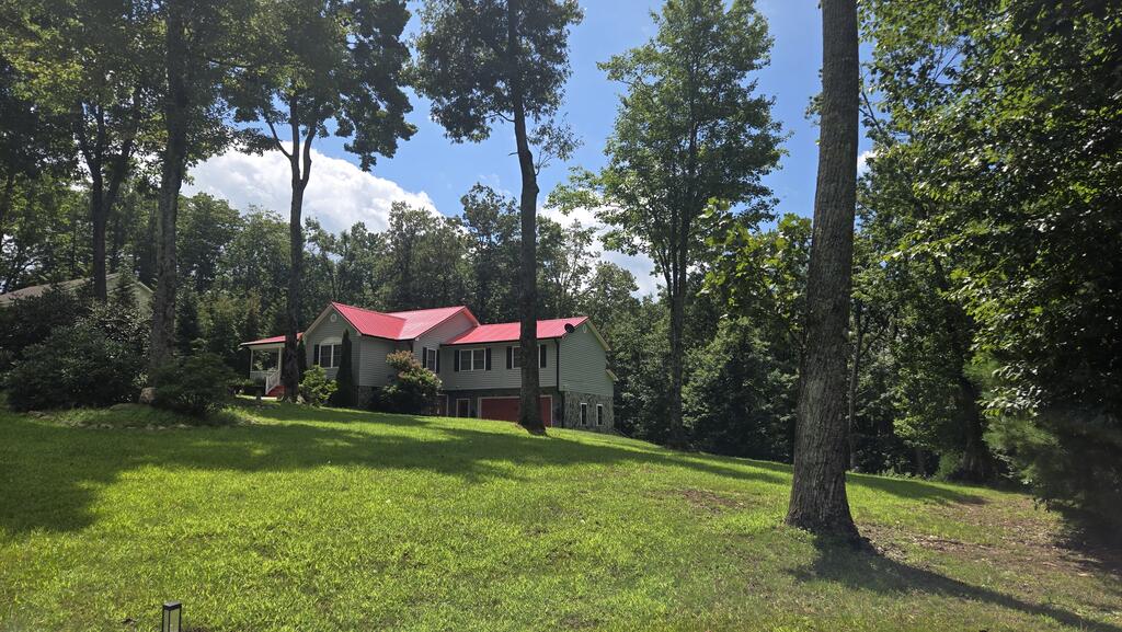 Photo of 185 Laurel Drive, Fancy Gap, VA 24328 (MLS # 111596)