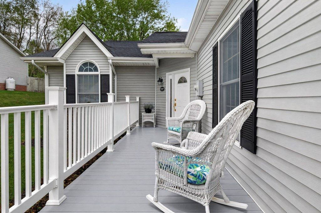 Photo of 20919 Deer Run Drive, Abingdon, VA 24211 (MLS # 109775)