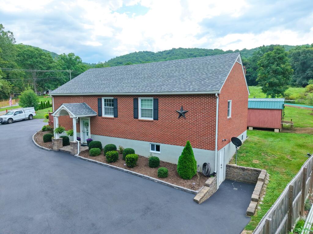 Photo of 273 Union Valley Rd, Riner, VA 24149 (MLS # 111896)