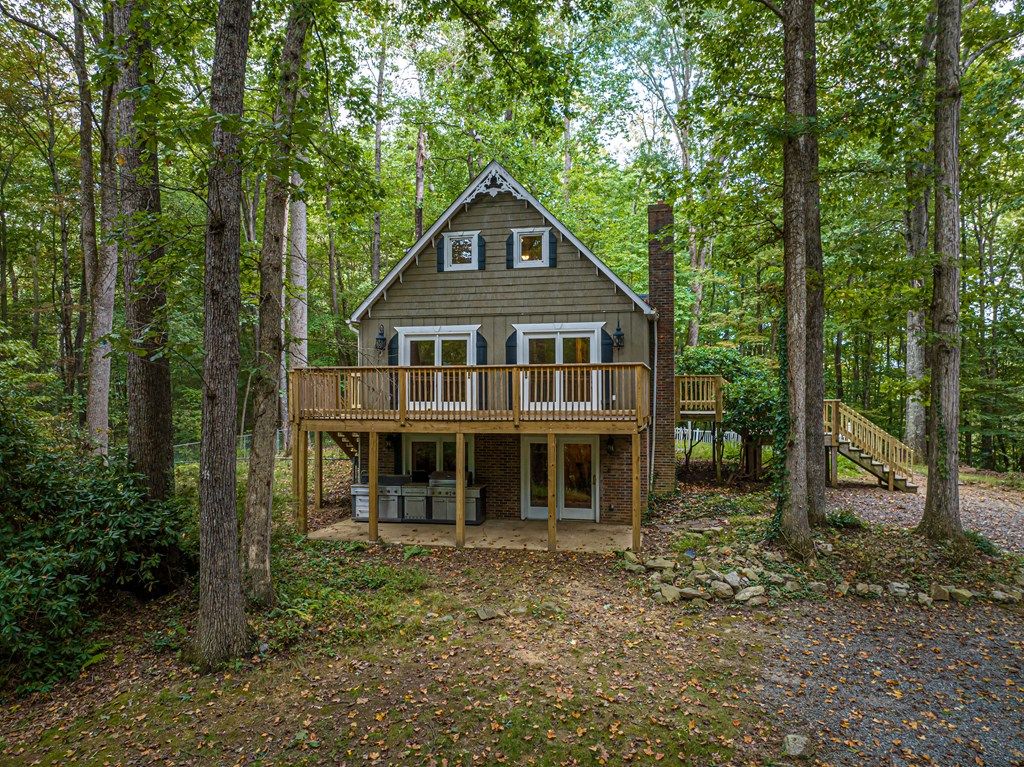 Photo of 19216 Mercedes Drive, Abingdon, VA 24210 (MLS # 103458)