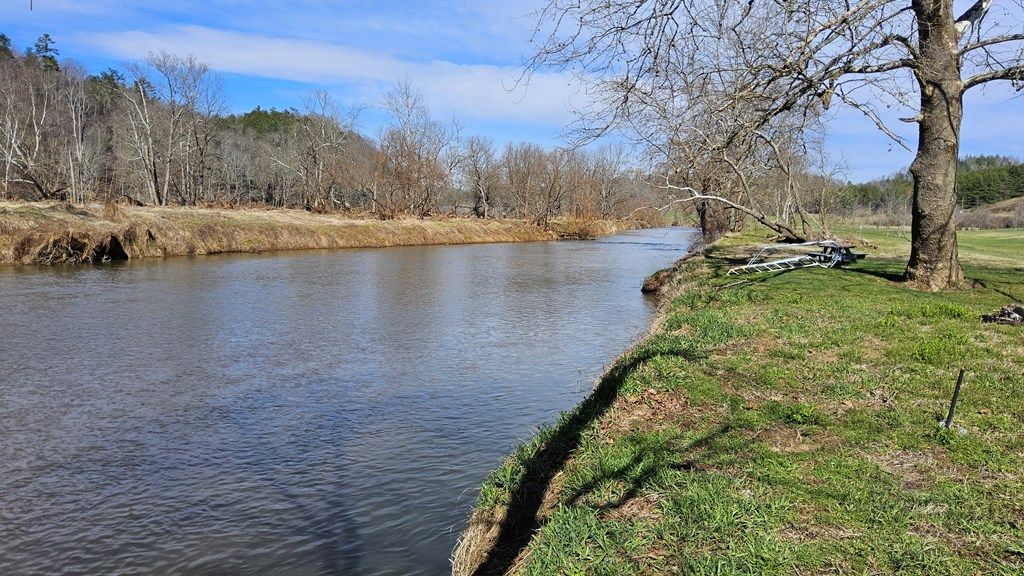 Photo of 8655 Riverside Drive #00, Fries, VA 24330 (MLS # 109285)