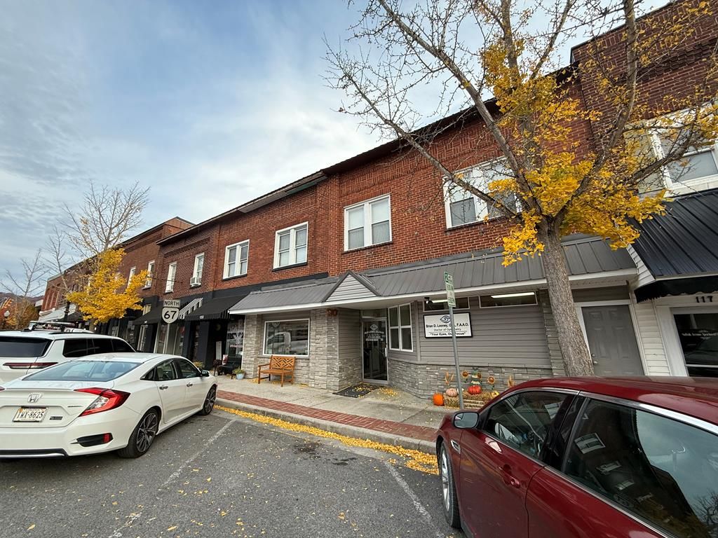 Photo of 145 Suffolk Ave, Richlands, VA 24641 (MLS # 104062)