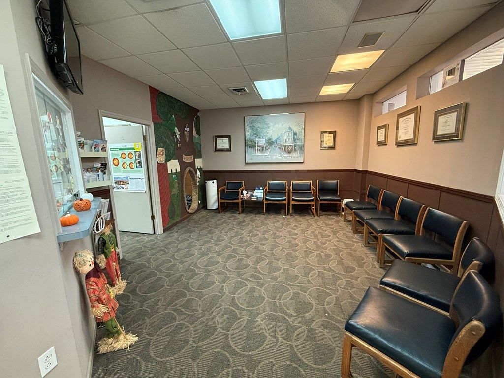 Photo of 145 Suffolk Ave, Richlands, VA 24641 (MLS # 104062)