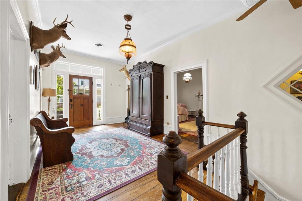 Photo of 503 Pine Street, Tazewell, VA 24651 (MLS # 111725)