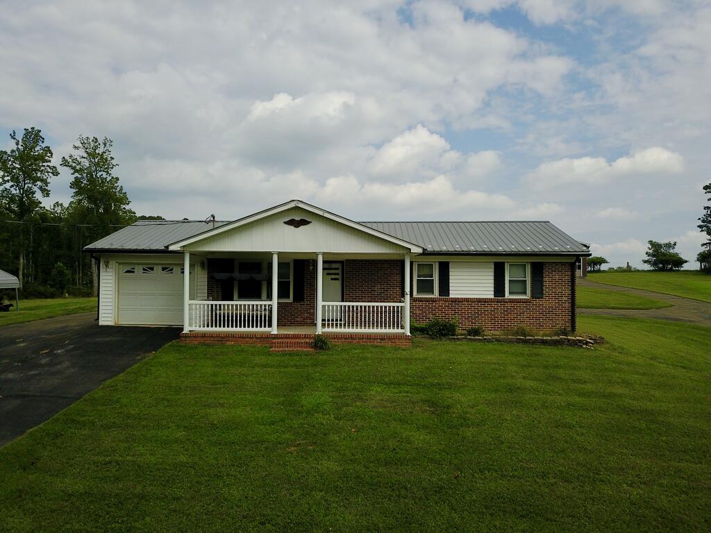 Photo of 190 Apricot Lane, Galax, VA 24333 (MLS # 111970)