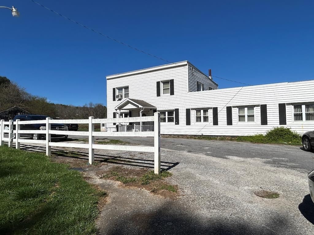Photo of 9849 Ivanhoe Rd, Ivanhoe, VA 24350 (MLS # 103518)