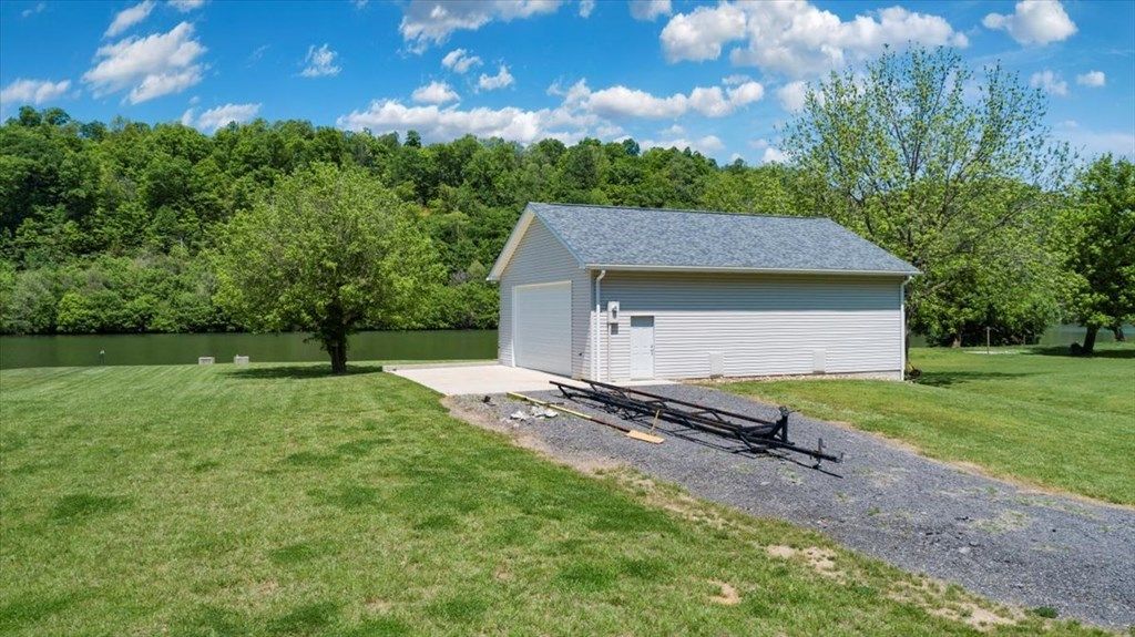 Photo of 1851 Julia Simpkins Rd #0, Hiwassee, VA 24347 (MLS # 104605)