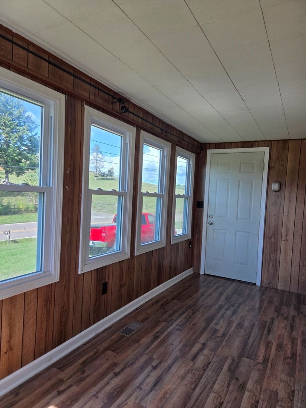 Photo of 14663 14663 Whites Mill Rd, Abingdon, VA 24210 (MLS # 103762)
