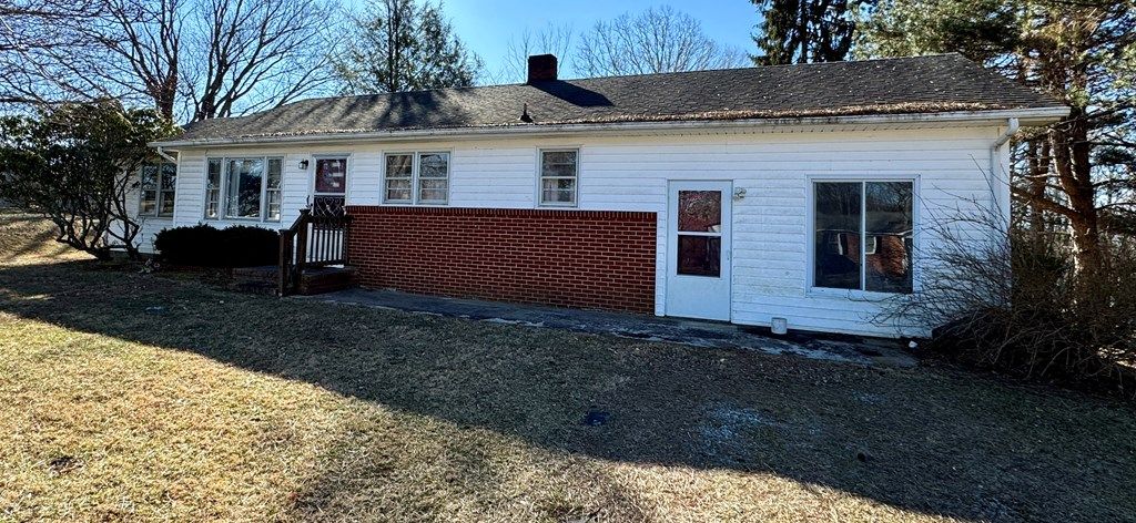 Photo of 114 Frazier Road, Galax, VA 24333 (MLS # 104653)