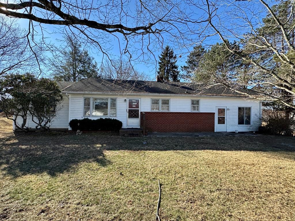 Photo of 114 Frazier Road, Galax, VA 24333 (MLS # 104653)