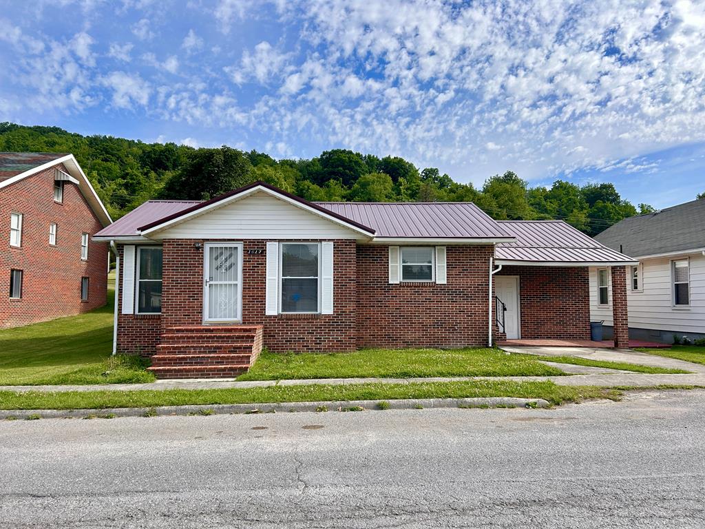 Photo of 1817 5th Street, Richlands, VA 24641 (MLS # 110584)
