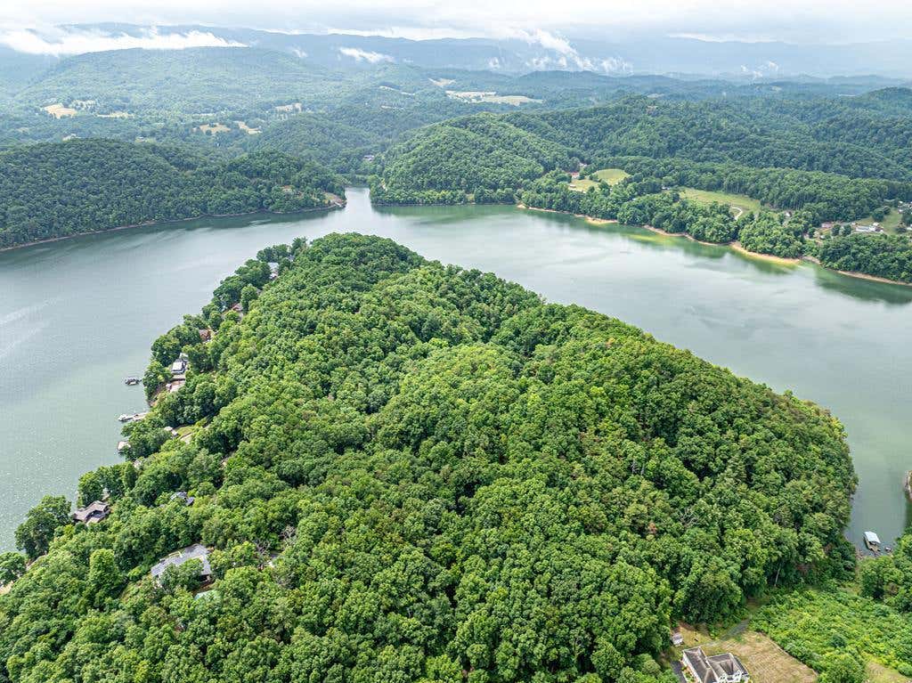 Photo of TBD Wyldwood #50 &amp; 51, Abingdon, VA 24211 (MLS # 110648)