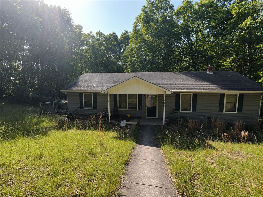 Photo of 853 Stroupe Mountain Rd, Wytheville, VA 24382 (MLS # 110543)