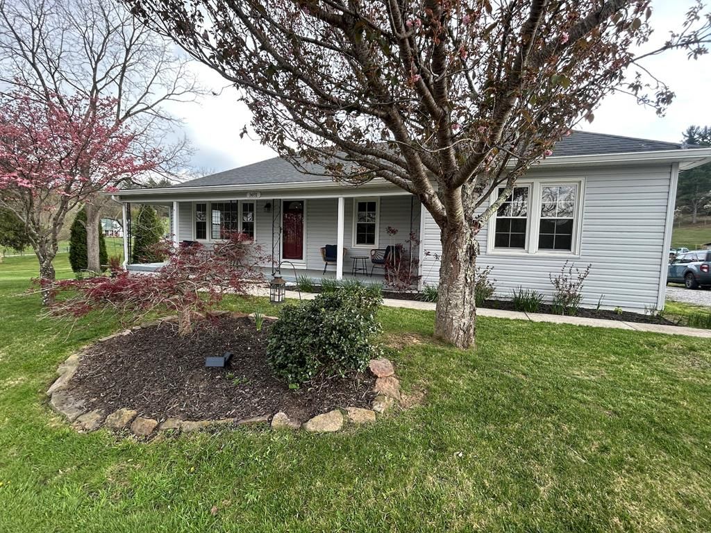 Photo of 1481 Dry Rd, Speedwell, VA 24374 (MLS # 109602)