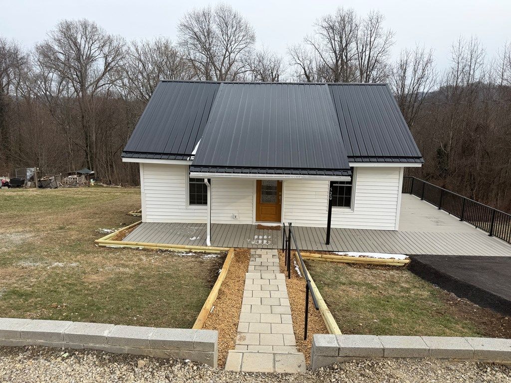 Photo of 520 Virginia Avenue, Marion, VA 24354 (MLS # 105908)