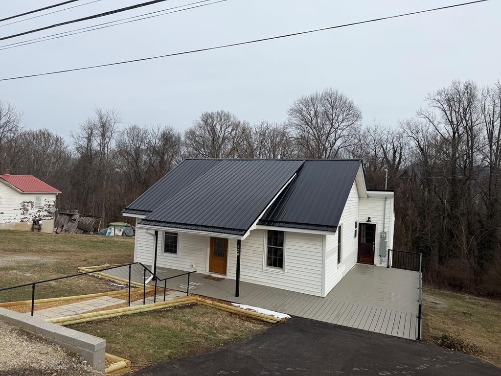 Photo of 520 Virginia Avenue, Marion, VA 24354 (MLS # 105908)