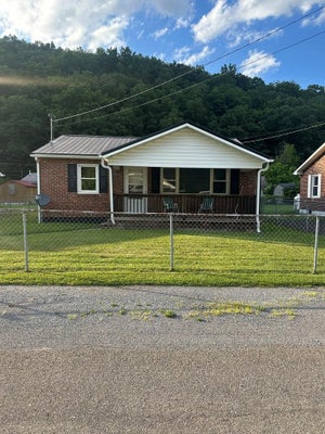 309 BROWN BOTTOM LN, CEDAR BLUFF, VA 24609 - Image fcc5aa17a8548e13792826c6c9873e5a/1069174780