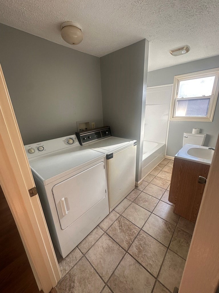 Photo of 309 Brown Bottom Ln, Cedar Bluff, VA 24609 (MLS # 110625)