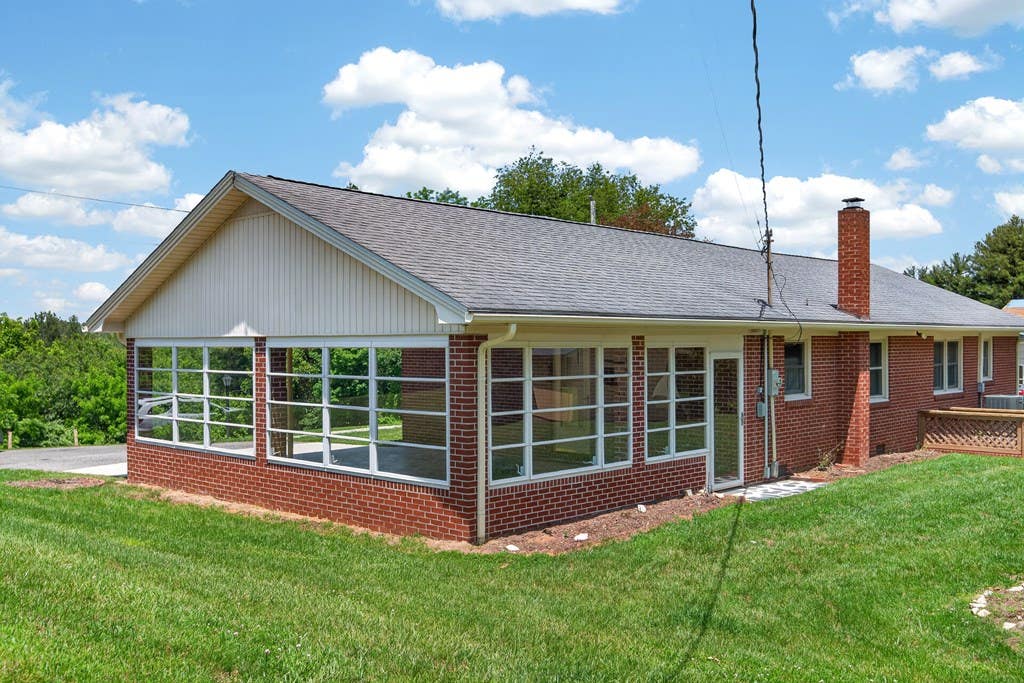 Photo of 349 Valley View Dr, Hillsville, VA 24343 (MLS # 110386)