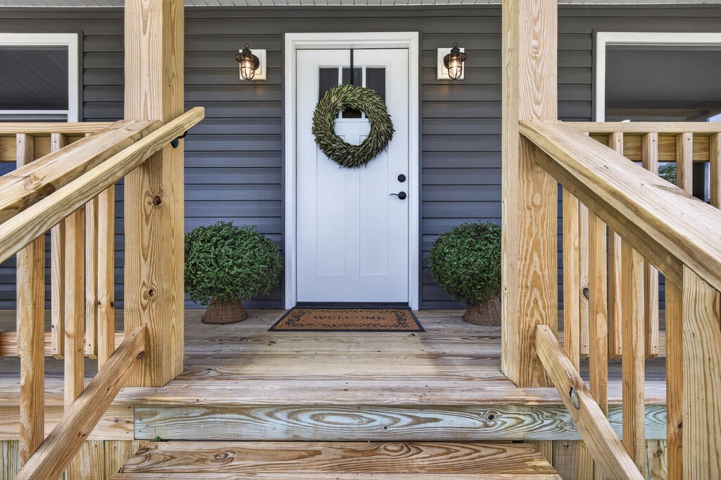 Photo of 12719 Lindell Rd, Meadowview, VA 24361 (MLS # 111532)
