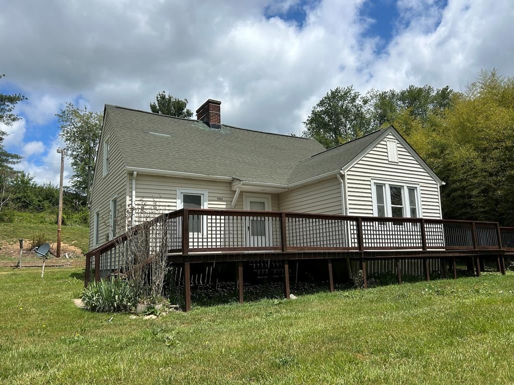 Photo of 1363 Beaver Dam Rd, Independence, VA 24348 (MLS # 110174)