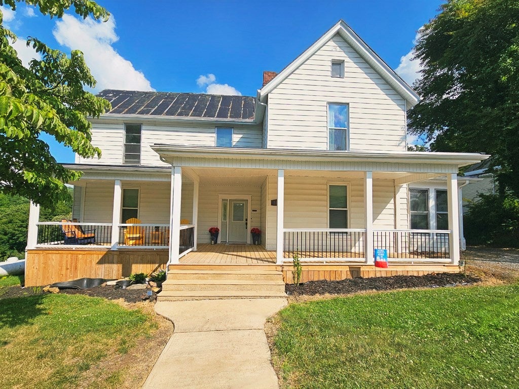 Photo of 502 Pine Street, Tazewell, VA 24651 (MLS # 110840)