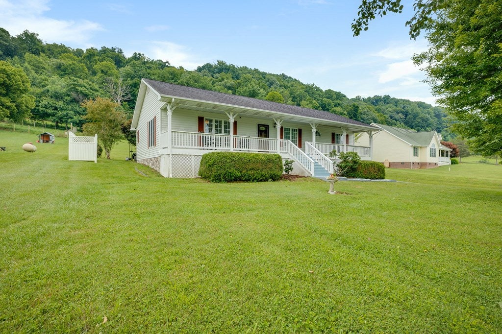 Photo of 5394 Dishner Valley, Bristol, VA 24202 (MLS # 110883)