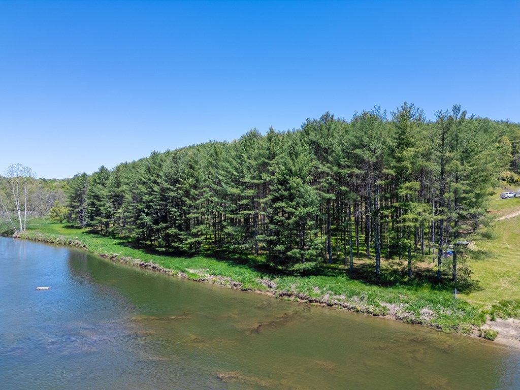 Photo of 5 Old Boyer's Ferry Rd #5, Galax, VA 24333 (MLS # 103081)