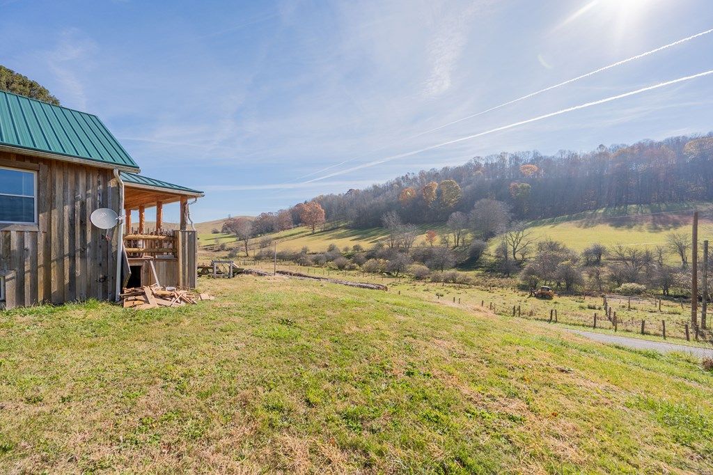 Photo of 8163 W Blue Grass Trail, Ceres, VA 24318 (MLS # 104018)