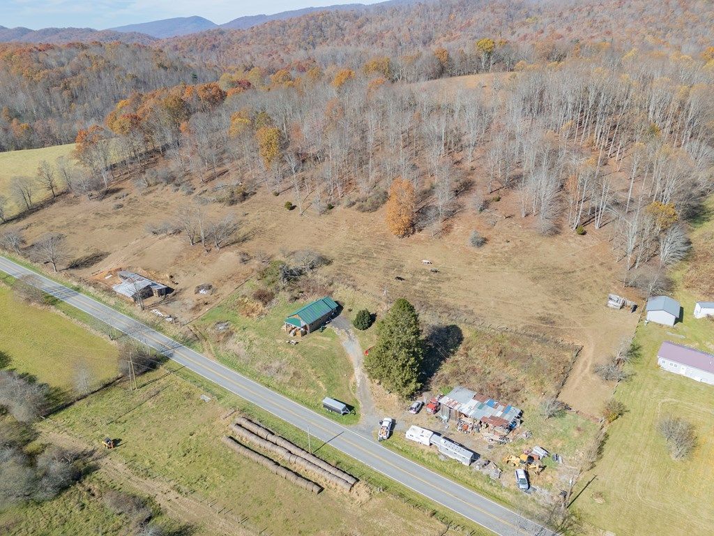 Photo of 8163 W Blue Grass Trail, Ceres, VA 24318 (MLS # 104018)
