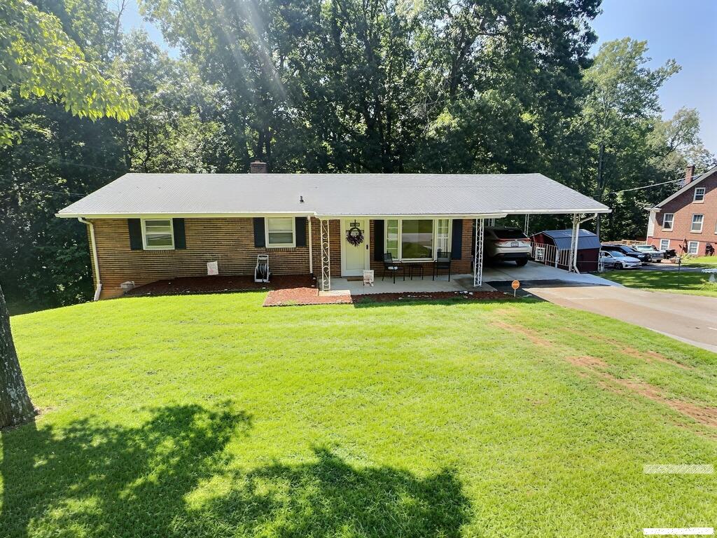 803 Banks Rd
