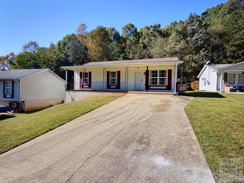 1102 Smith Lake Rd